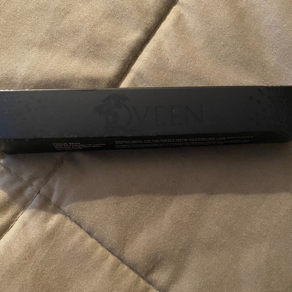 Qveen Matte Liquid Lip Stain